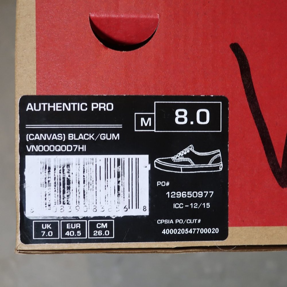 Vans. Men's 8. Authentic Pro. UltraCush Insoles. Black w/ Gum Soles. - Picture 5 of 6